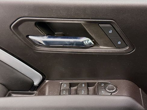 Used 2023 Chevrolet Colorado Z71 image 15