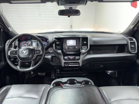 Used 2024 RAM 2500 Tradesman w/ Chrome Appearance Group image 13