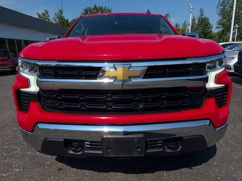 Used 2022 Chevrolet Silverado 1500 LT AWD/4WD image 14