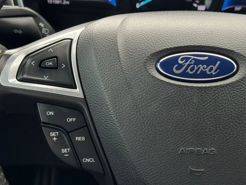 Used 2016 Ford Fusion SE FWD image 31