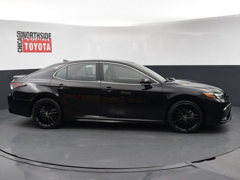 Used 2024 Toyota Camry XSE FWD image 5