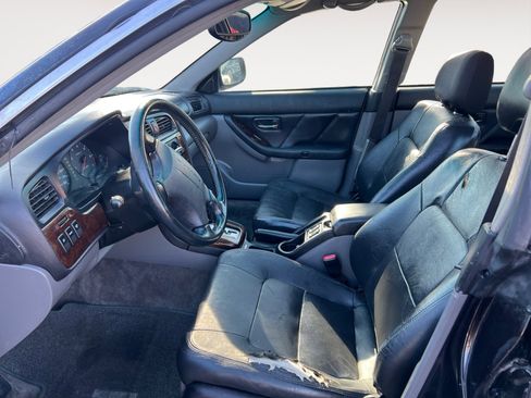 Used 2000 Subaru Outback Limited image 9