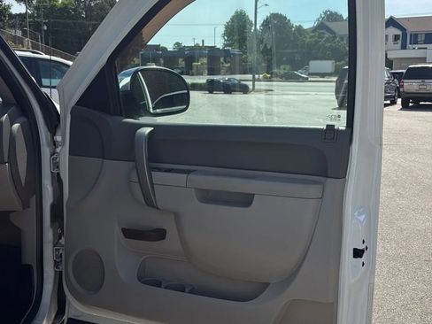 Used 2013 GMC Sierra 1500 SLE w/ Power Tech Package RWD image 10