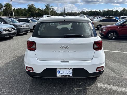 New 2026 Hyundai Venue SEL image 12