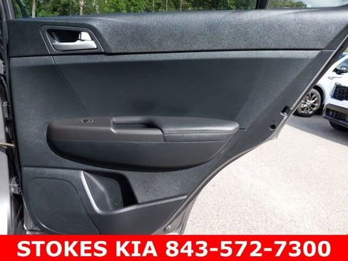 Used 2019 Kia Sportage LX FWD image 24