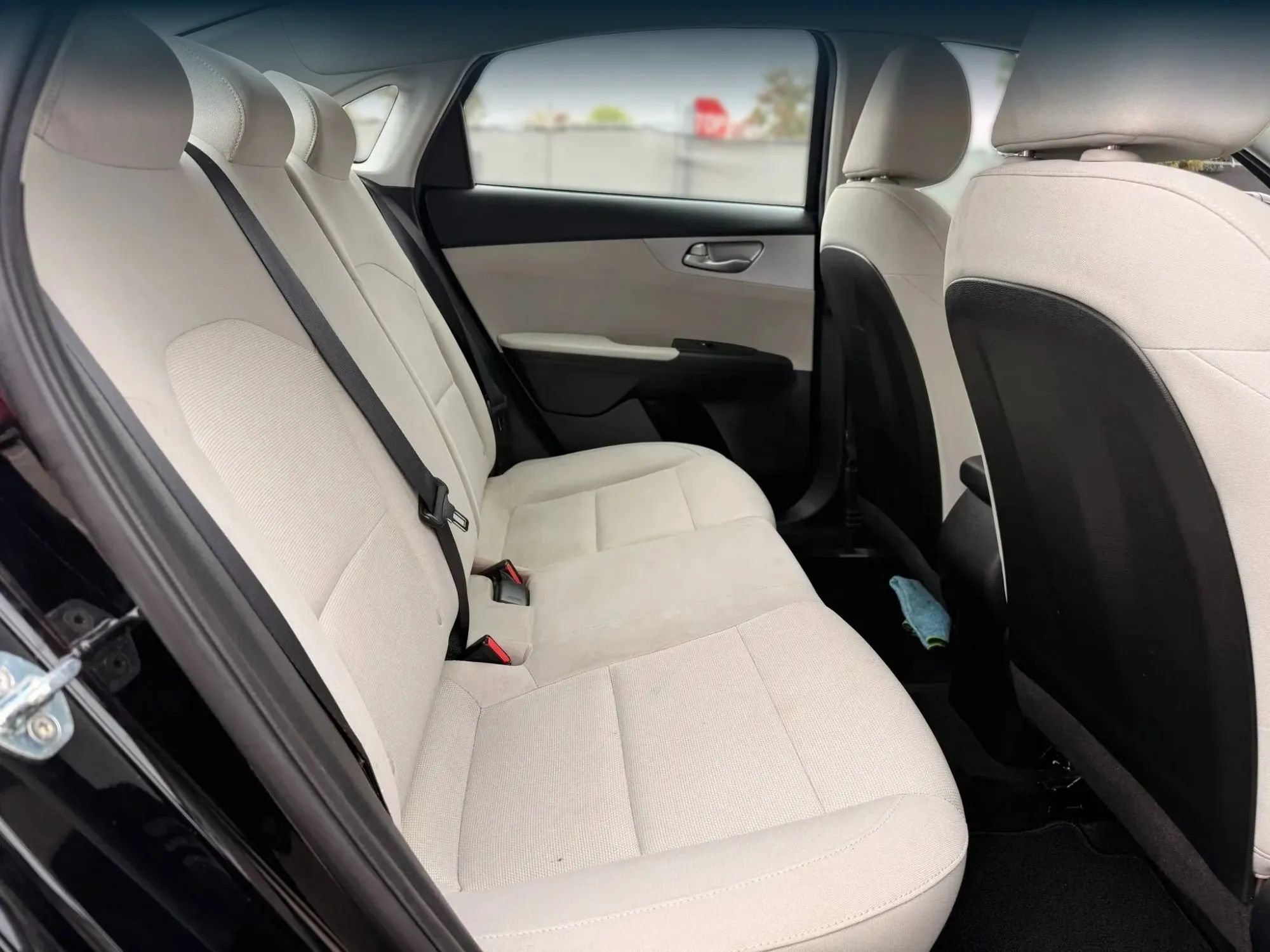 Used 2022 Kia Forte LXS w/ LXS Technology Package FWD image 20