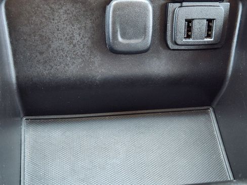 Used 2016 Chevrolet Tahoe LT w/ Texas Edition Package RWD image 17