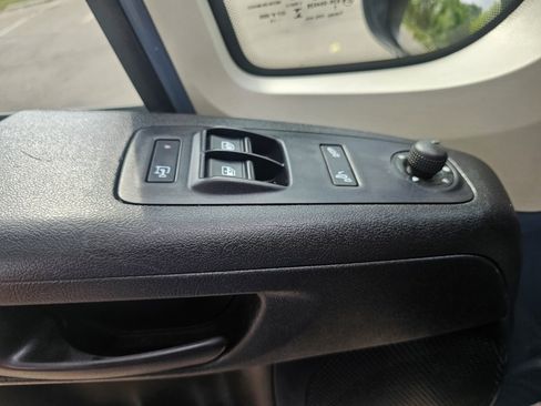 Used 2019 RAM ProMaster 3500 FWD image 12