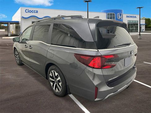 New 2026 Honda Odyssey EX-L image 3