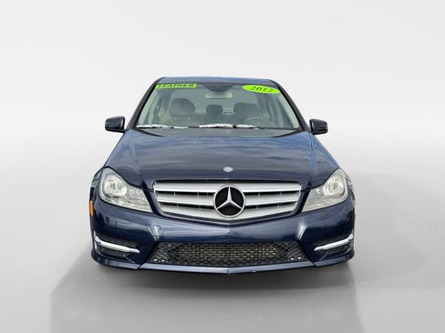 Used 2012 Mercedes-Benz C 250 Sport image 9