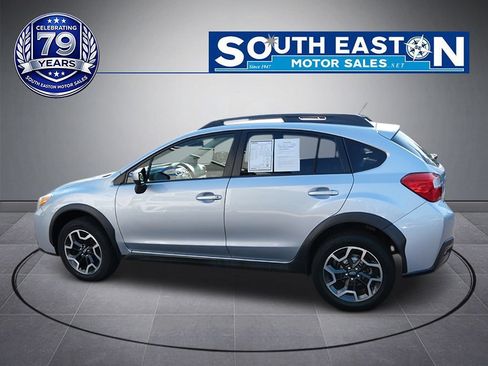 Used 2017 Subaru Crosstrek 2.0i Premium w/ Moonroof Package AWD/4WD image 8