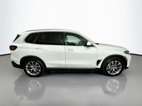Used 2024 BMW X5 sDrive40i w/ Premium Package RWD image 4
