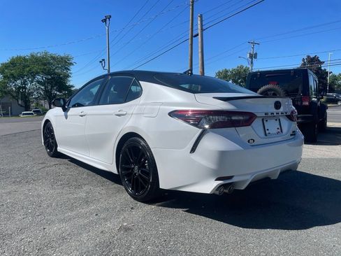 Used 2022 Toyota Camry XSE w/ Cold Weather Package FWD image 3