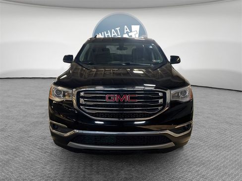 Used 2019 GMC Acadia SLE w/ LPO, Floor Liner Package image 9