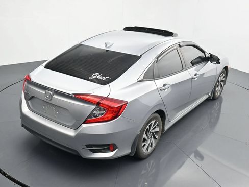Used 2018 Honda Civic EX image 15
