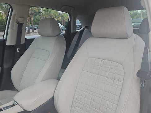 Used 2023 Honda HR-V LX image 13