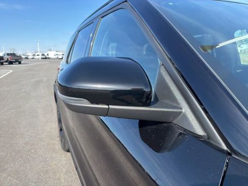 Used 2023 Ford Explorer ST w/ Equipment Group 401A image 4