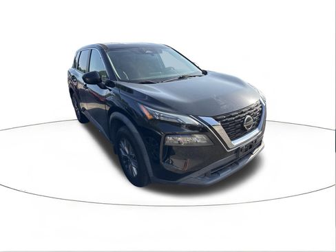 Used 2021 Nissan Rogue S FWD image 1