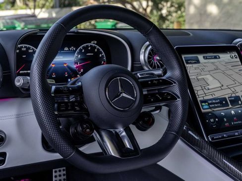 Used 2024 Mercedes-Benz AMG GT 55 image 16