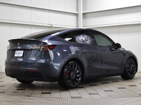 Used 2022 Tesla Model Y Performance AWD/4WD image 8