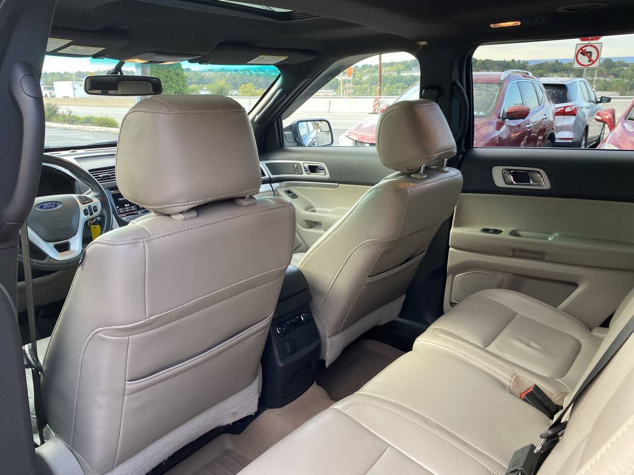 Used 2012 Ford Explorer XLT AWD/4WD image 14