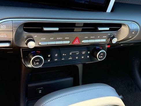 New 2026 Hyundai Palisade Calligraphy AWD/4WD image 23
