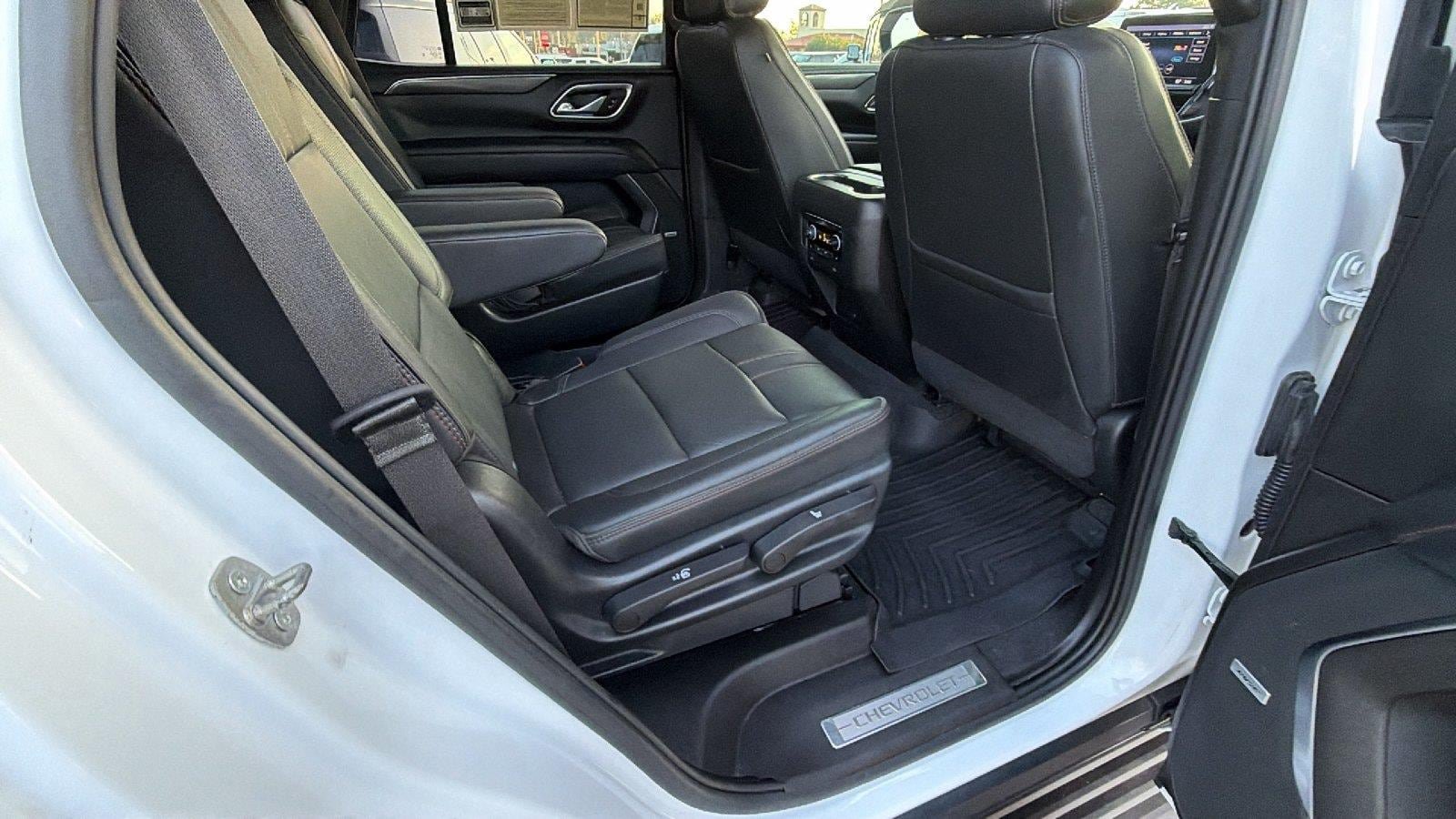 Used 2021 Chevrolet Tahoe RST w/ Luxury Package AWD/4WD image 22