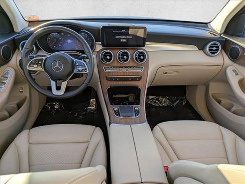 Used 2022 Mercedes-Benz GLC 300 image 16