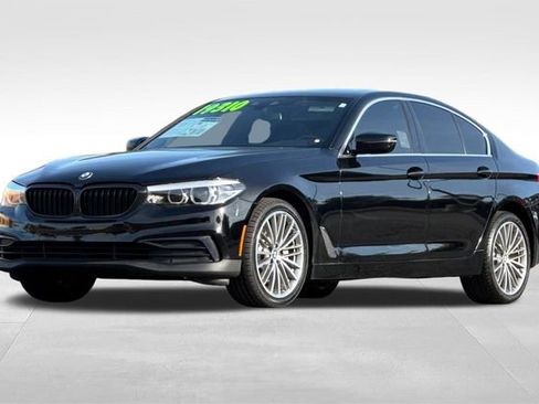 Used 2020 BMW 530i w/ Convenience Package image 8