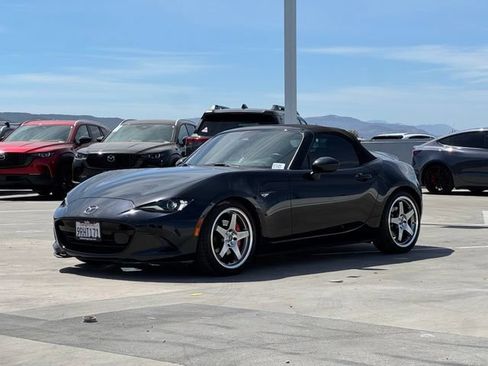 Used 2024 MAZDA MX-5 Miata Grand Touring RWD image 7