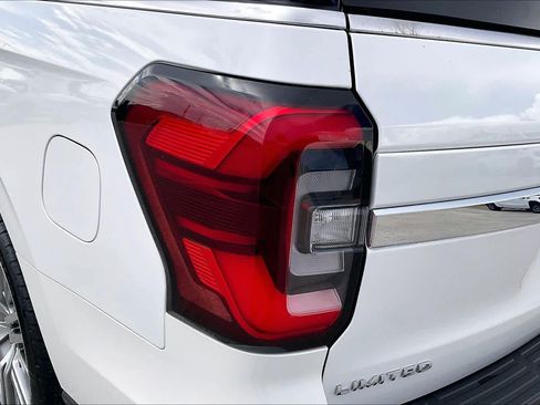 Used 2023 Ford Expedition Limited RWD image 28