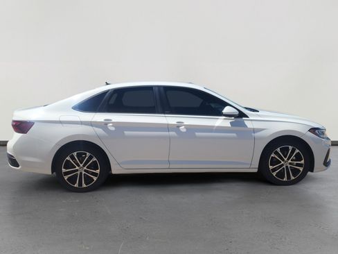 Certified 2026 Volkswagen Jetta Sport FWD image 6