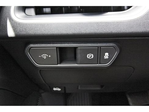 New 2026 Kia K4 FWD image 17