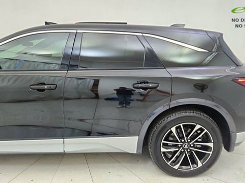 Used 2024 Acura ZDX A-Spec image 11