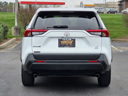 Used 2024 Toyota RAV4 LE image 6