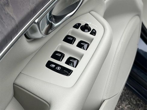 Certified 2026 Volvo XC90 B6 Ultra AWD/4WD image 22