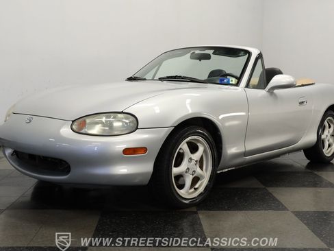 Used 1999 MAZDA MX-5 Miata image 20
