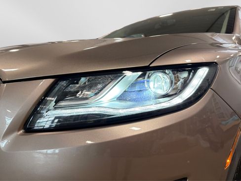 Used 2019 Lincoln MKC Premiere AWD/4WD image 14