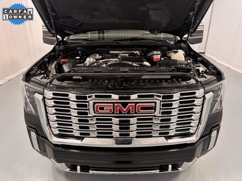 Used 2024 GMC Sierra 2500 Denali w/ Denali Reserve Package image 28
