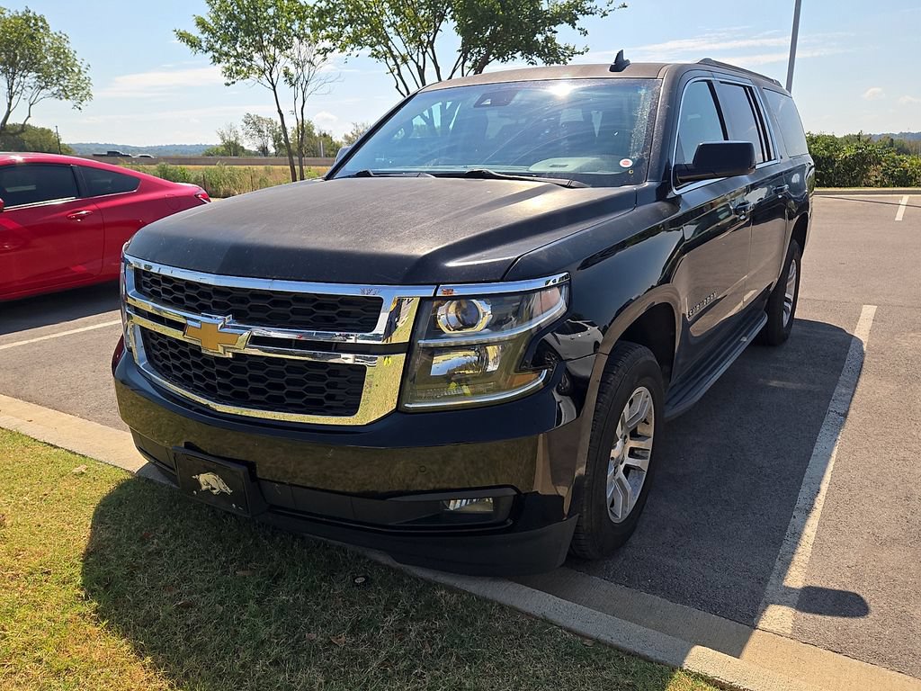Used 2016 Chevrolet Suburban LT w/ Luxury Package AWD/4WD image 1