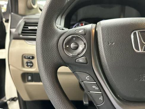 Used 2017 Honda Pilot EX image 17