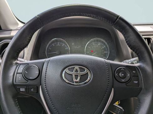 Used 2016 Toyota RAV4 XLE FWD image 28