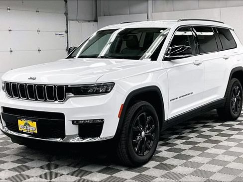 Used 2023 Jeep Grand Cherokee L Limited AWD/4WD image 12