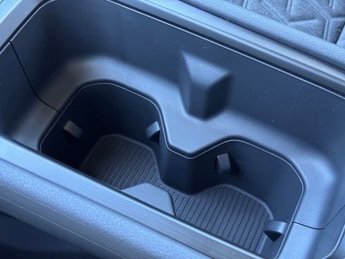 New 2026 Nissan Kicks SV w/ SV Premium Package image 27