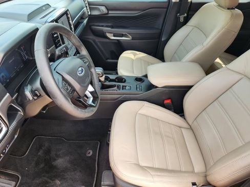 Used 2024 Ford Ranger XLT image 12