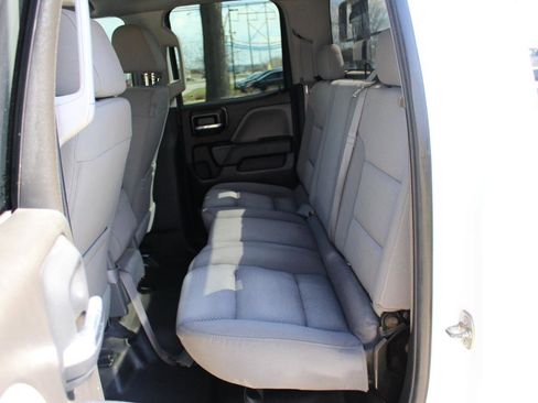 Used 2016 Chevrolet Silverado 2500 W/T image 27