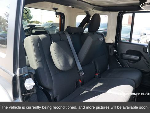 Used 2023 Jeep Wrangler Unlimited w/ Cold Weather Group image 13