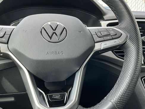 Certified 2023 Volkswagen Atlas Cross Sport SEL R-Line AWD/4WD image 21