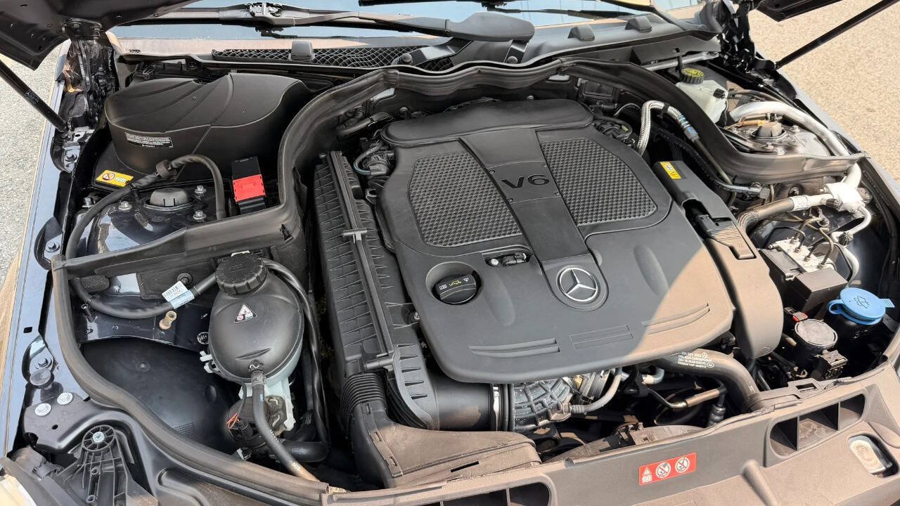 Used 2013 Mercedes-Benz C 300 4MATIC Sedan image 29