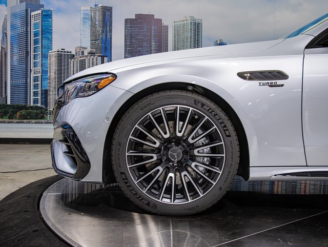 Certified 2026 Mercedes-Benz E 53 AMG e 4MATIC Wagon image 7